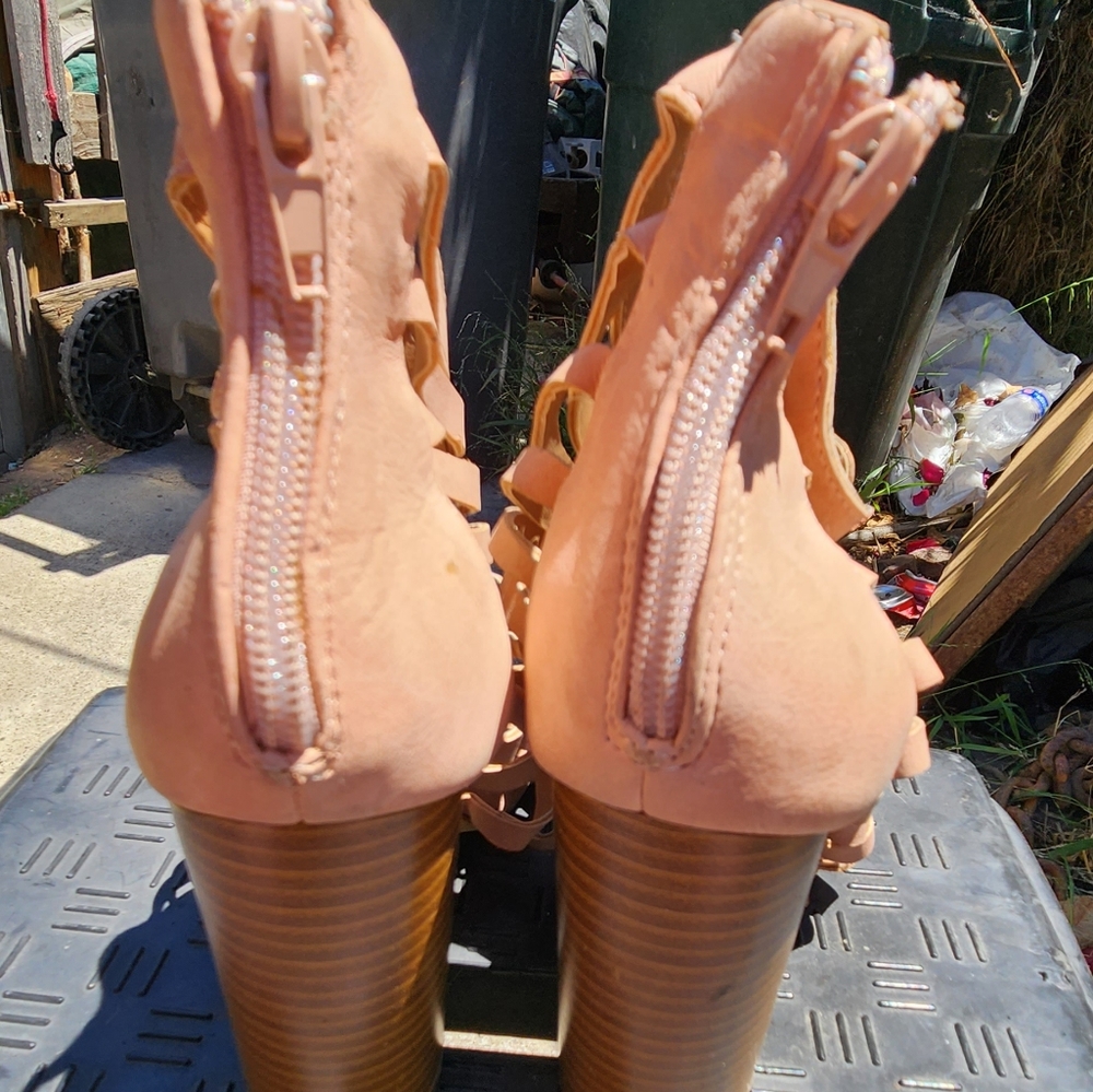 Booties - Picture 3 of 4